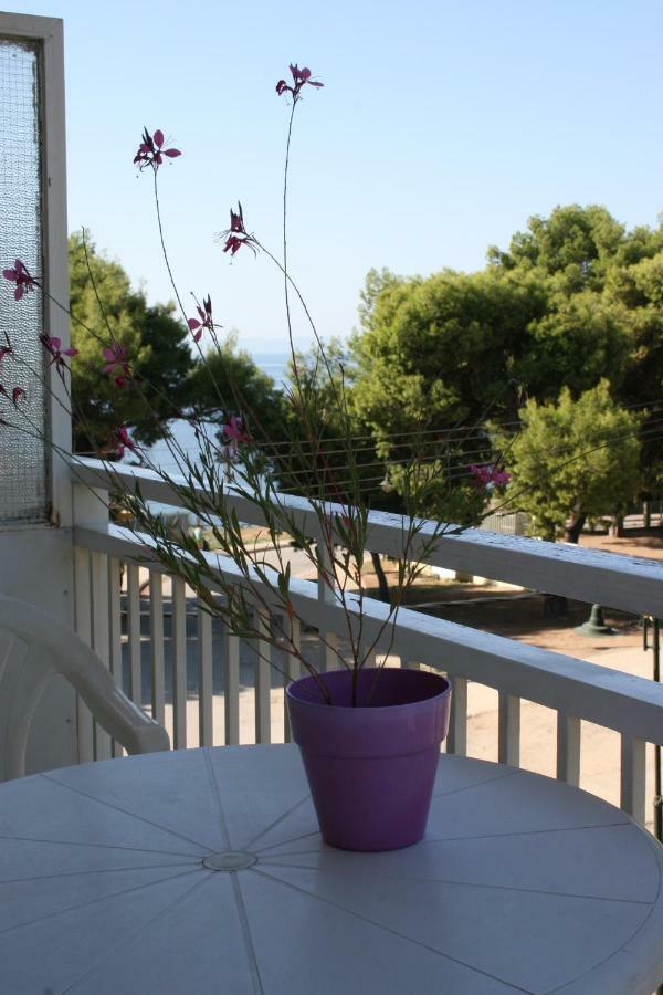 Cosy Apartment By The Sea Metamorfosi  Eksteriør billede